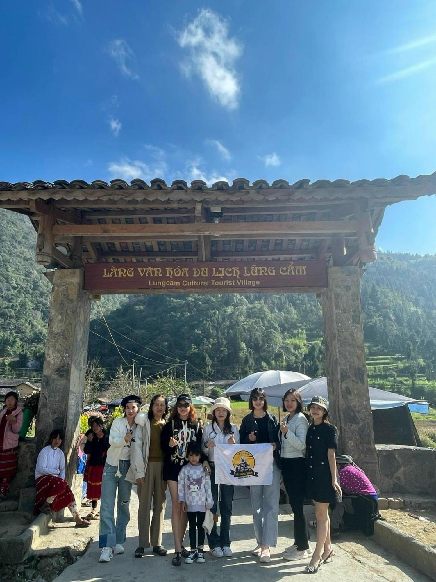 Tl Adventure Tour & Motorbike Lejlighedshotel Hà Giang Eksteriør billede