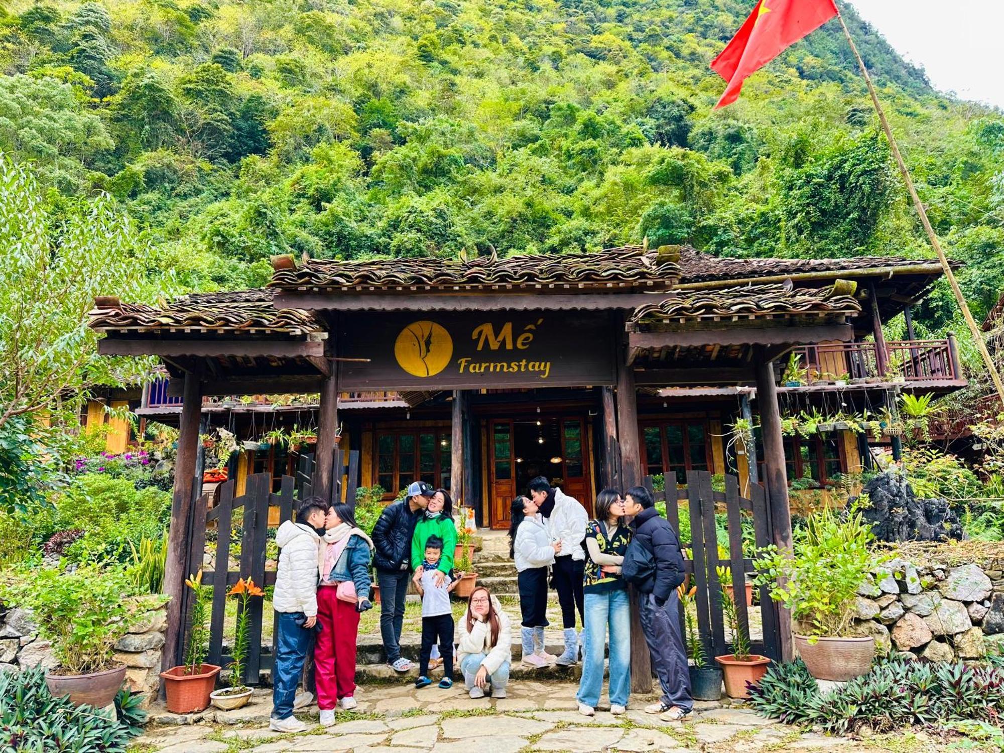 Tl Adventure Tour & Motorbike Lejlighedshotel Hà Giang Eksteriør billede